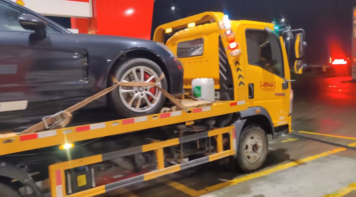 商丘行车途中遇到突发状况该如何呼叫道路救援？